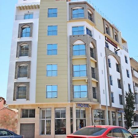 Hotel La Place Ел Джадида Екстериор снимка