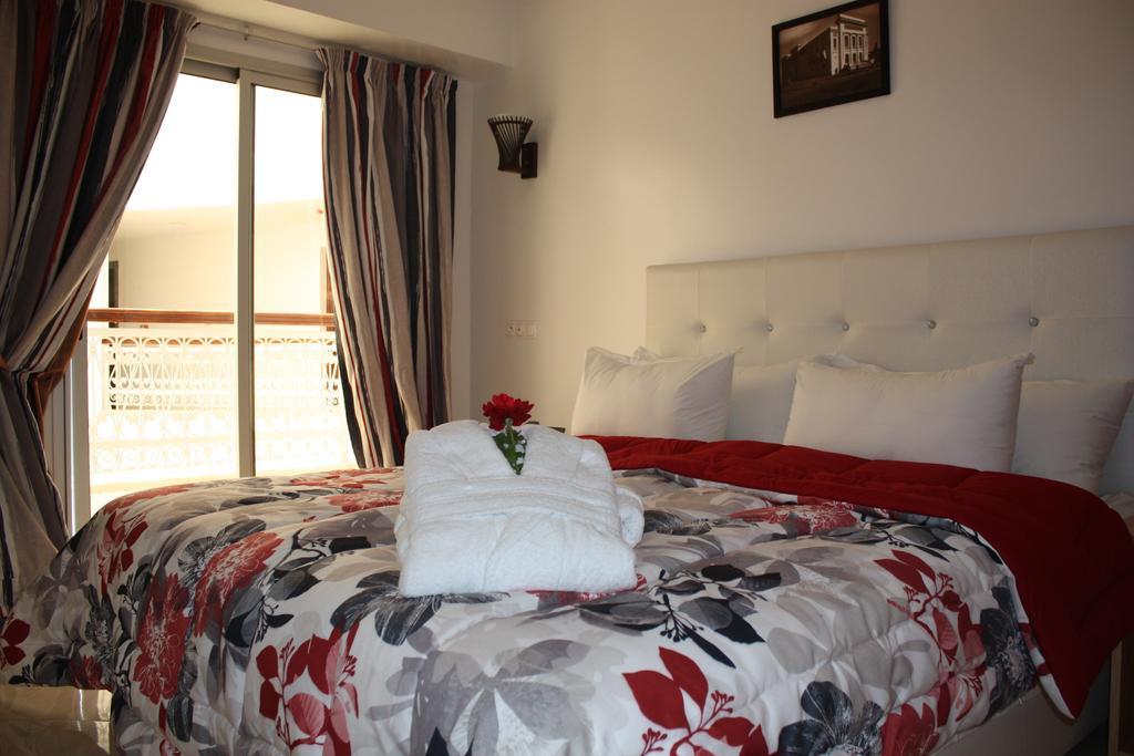 Hotel La Place Ел Джадида Стая снимка
